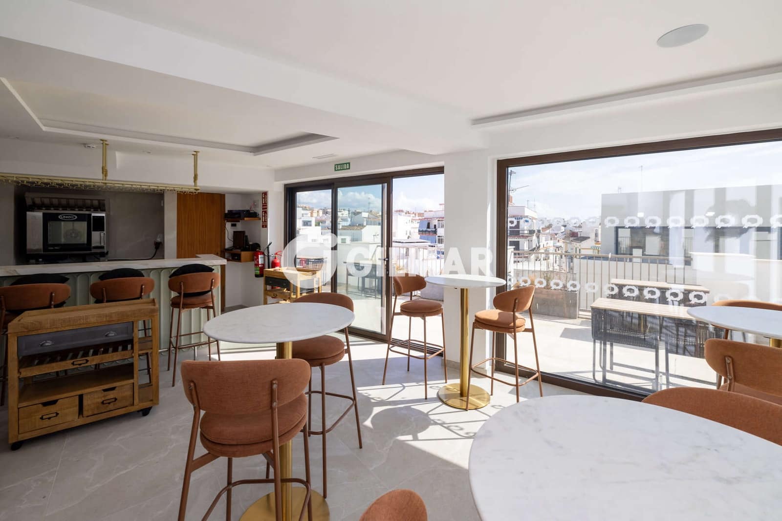 Hôtel à vendre à Estepona - 6 500 000 € (Ref: 10095728)