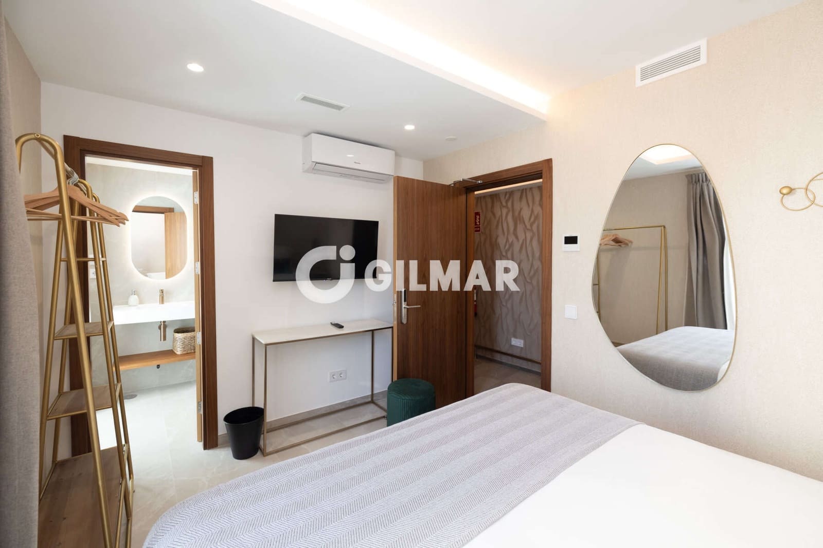 Hôtel à vendre à Estepona - 6 500 000 € (Ref: 10095728)