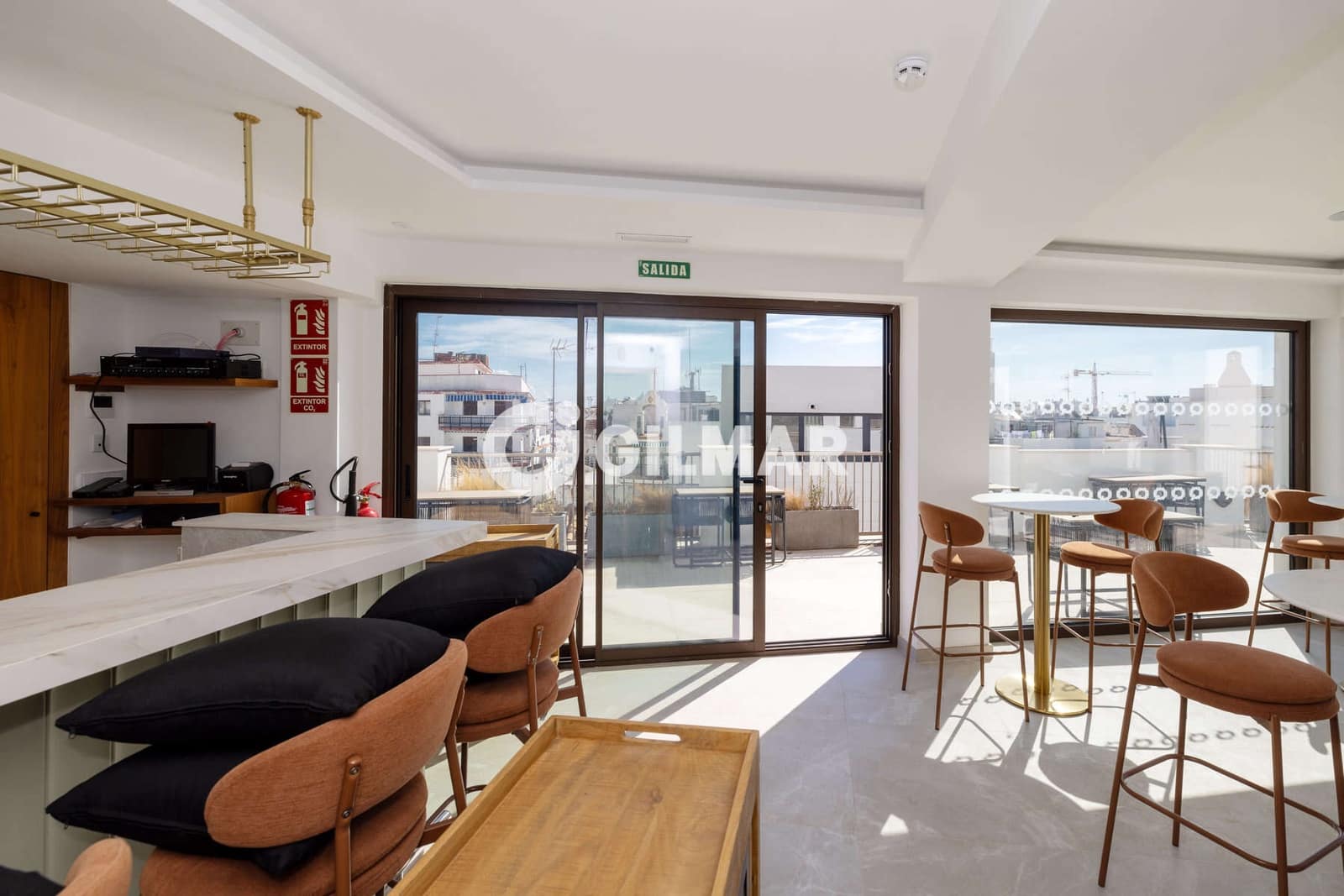Hôtel à vendre à Estepona - 6 500 000 € (Ref: 10095728)