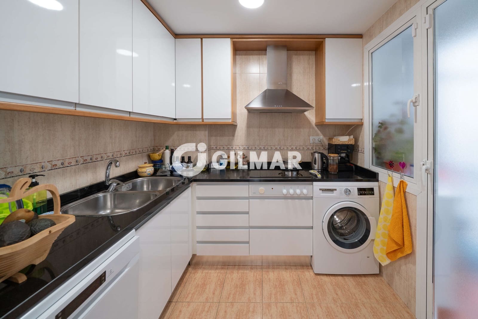 4 bedroom Flat for sale in Madrid city - € 650,000 (Ref: 10098849)