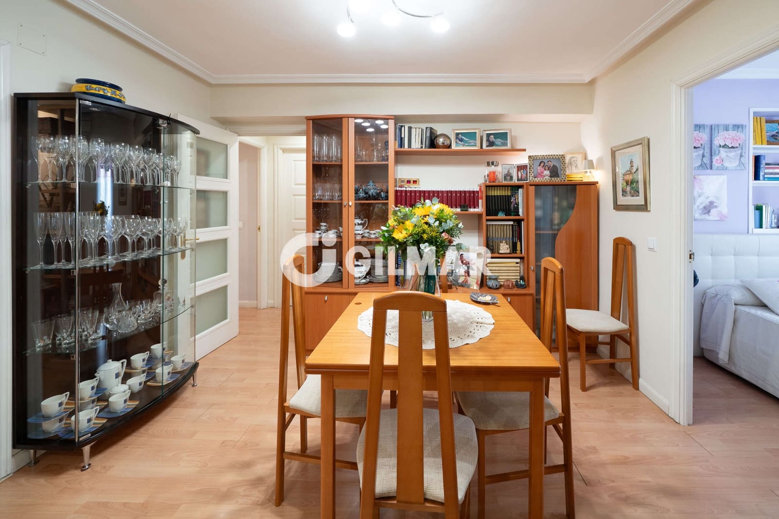 4 bedroom Flat for sale in Madrid city - € 650,000 (Ref: 10098849)