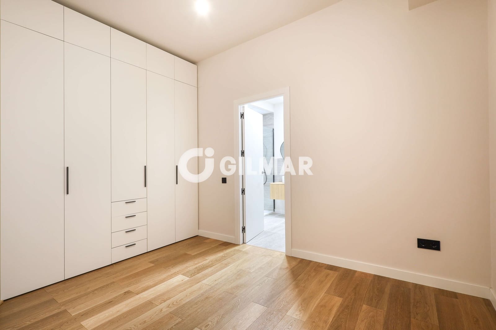 2 makuuhuone Asunto myytävänä paikassa Madrid kaupunki - 730 000 € (Ref: 10098851)