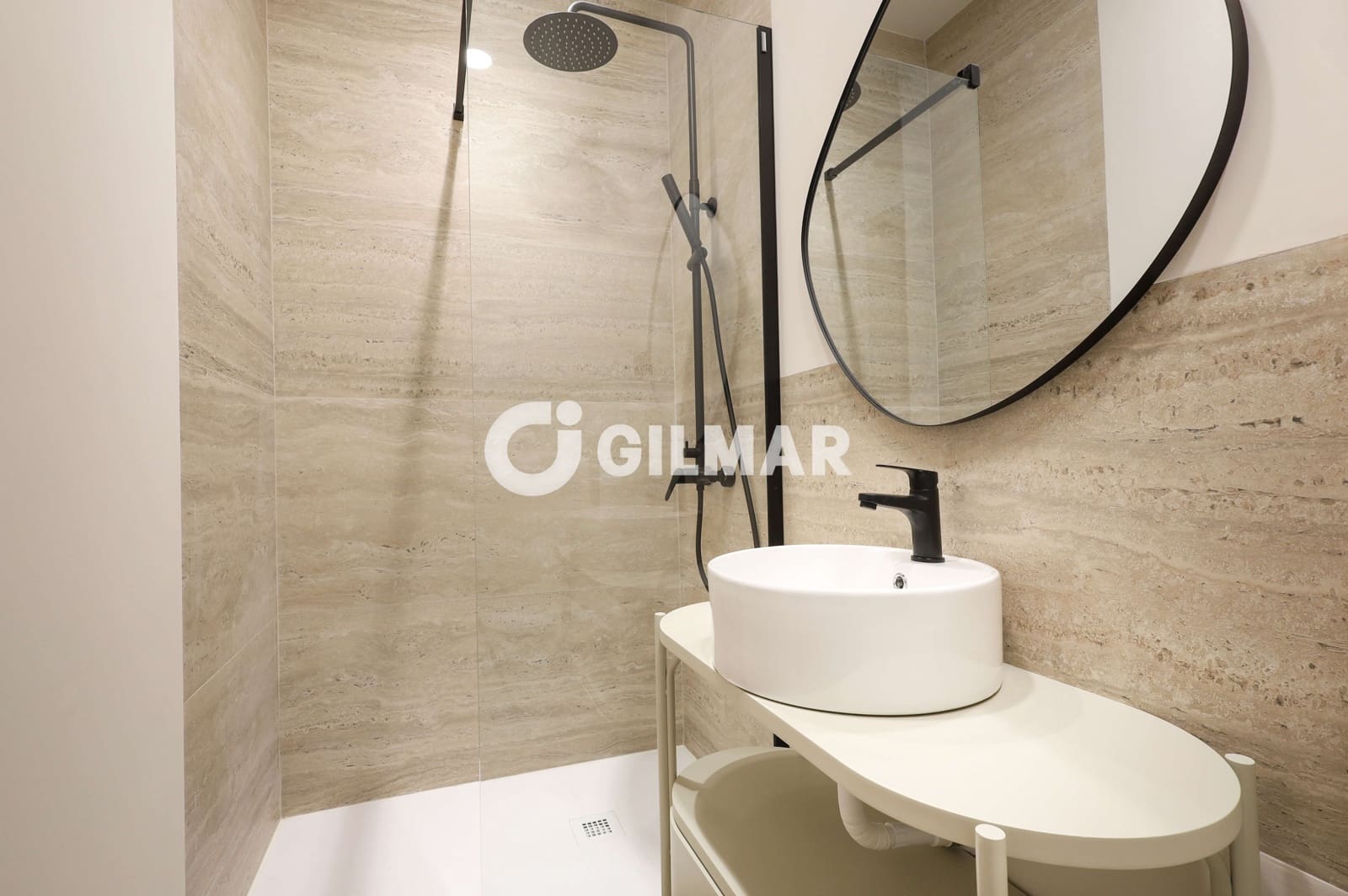 2 makuuhuone Asunto myytävänä paikassa Madrid kaupunki - 730 000 € (Ref: 10098851)