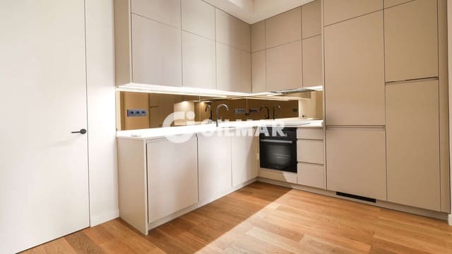 2 sypialnia Mieszkanie na sprzedaż w Embajadores, Miasto Madryt - 670 000 € (Ref: 10098851)