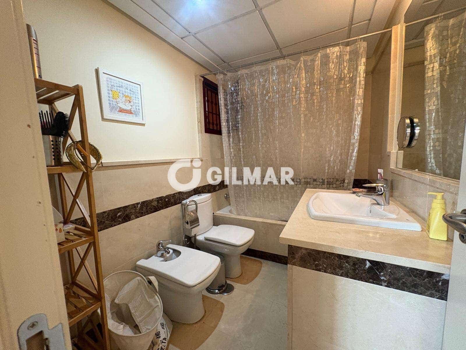 Piso de 4 habitaciones en Estepona en venta con piscina garaje - 1.300.000 € (Ref: 10099165)