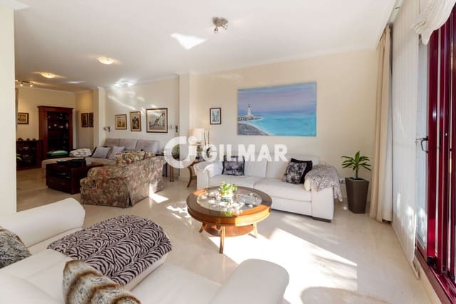 4 sypialnia Mieszkanie na sprzedaż w Seghers, Estepona z basenem garażem - 1 300 000 € (Ref: 10099165)