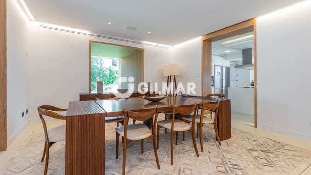 8 soverom Villa til salgs i La Moraleja, Alcobendas med svømmebasseng - € 13 500 000 (Ref: 10099166)