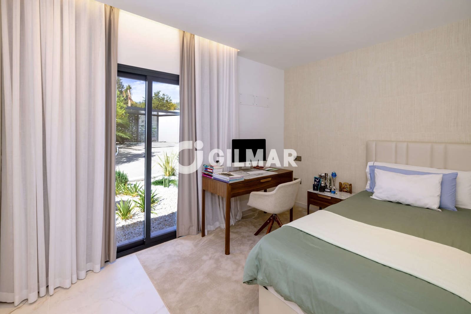 7 soveværelse Villa til salg i Estepona med swimmingpool - € 1.400.000 (Ref: 10099167)