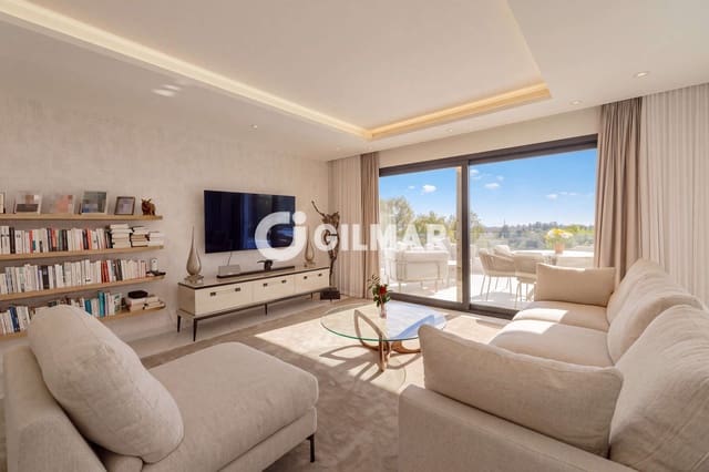 7 slaapkamer Villa te koop in Los Llanos, Estepona met zwembad - € 1.400.000 (Ref: 10099167)