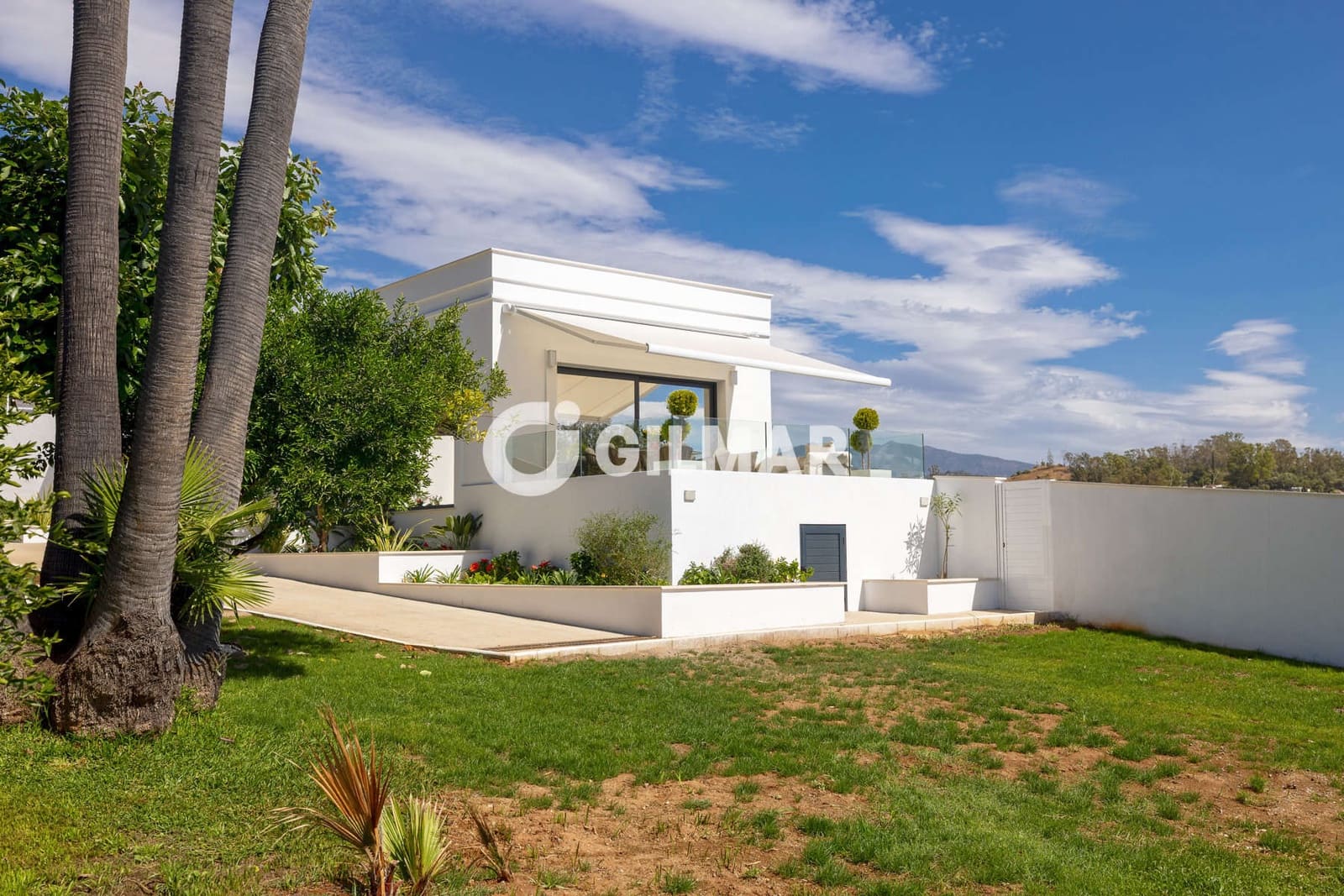 7 soveværelse Villa til salg i Estepona med swimmingpool - € 1.400.000 (Ref: 10099167)