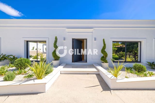 7 slaapkamer Villa te koop in Los Llanos, Estepona met zwembad - € 1.400.000 (Ref: 10099167)