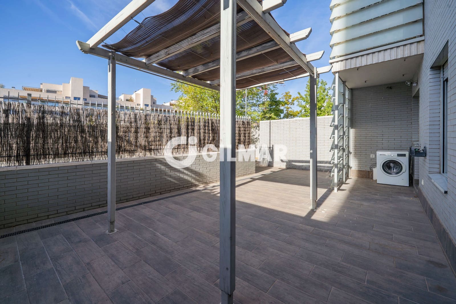 3 bedroom Flat for sale in La Moraleja with pool garage - € 935,000 (Ref: 10100598)