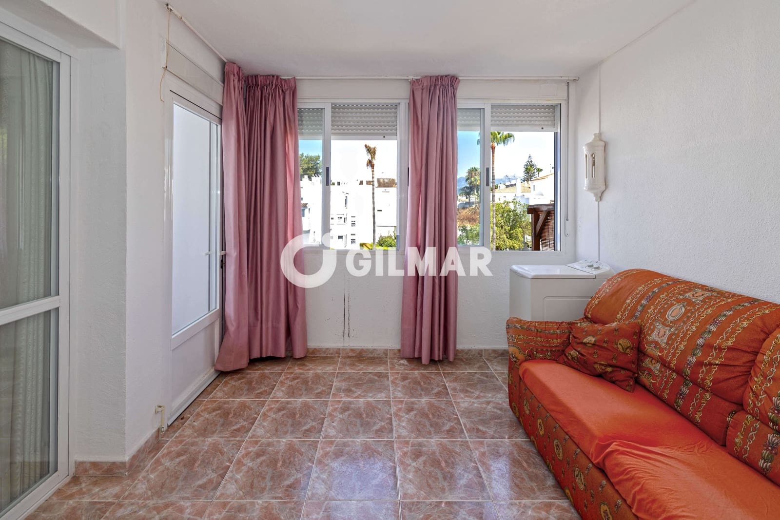 3 soverom Leilighet til salgs i Elviria med svømmebasseng - € 330 000 (Ref: 10101322)