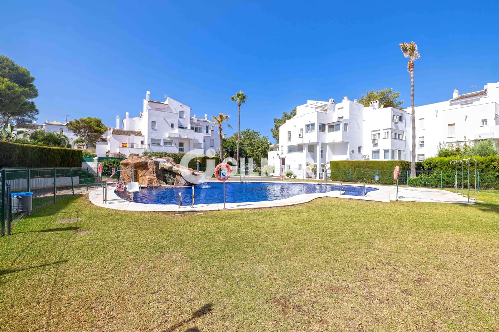 3 soverom Leilighet til salgs i Elviria med svømmebasseng - € 330 000 (Ref: 10101322)