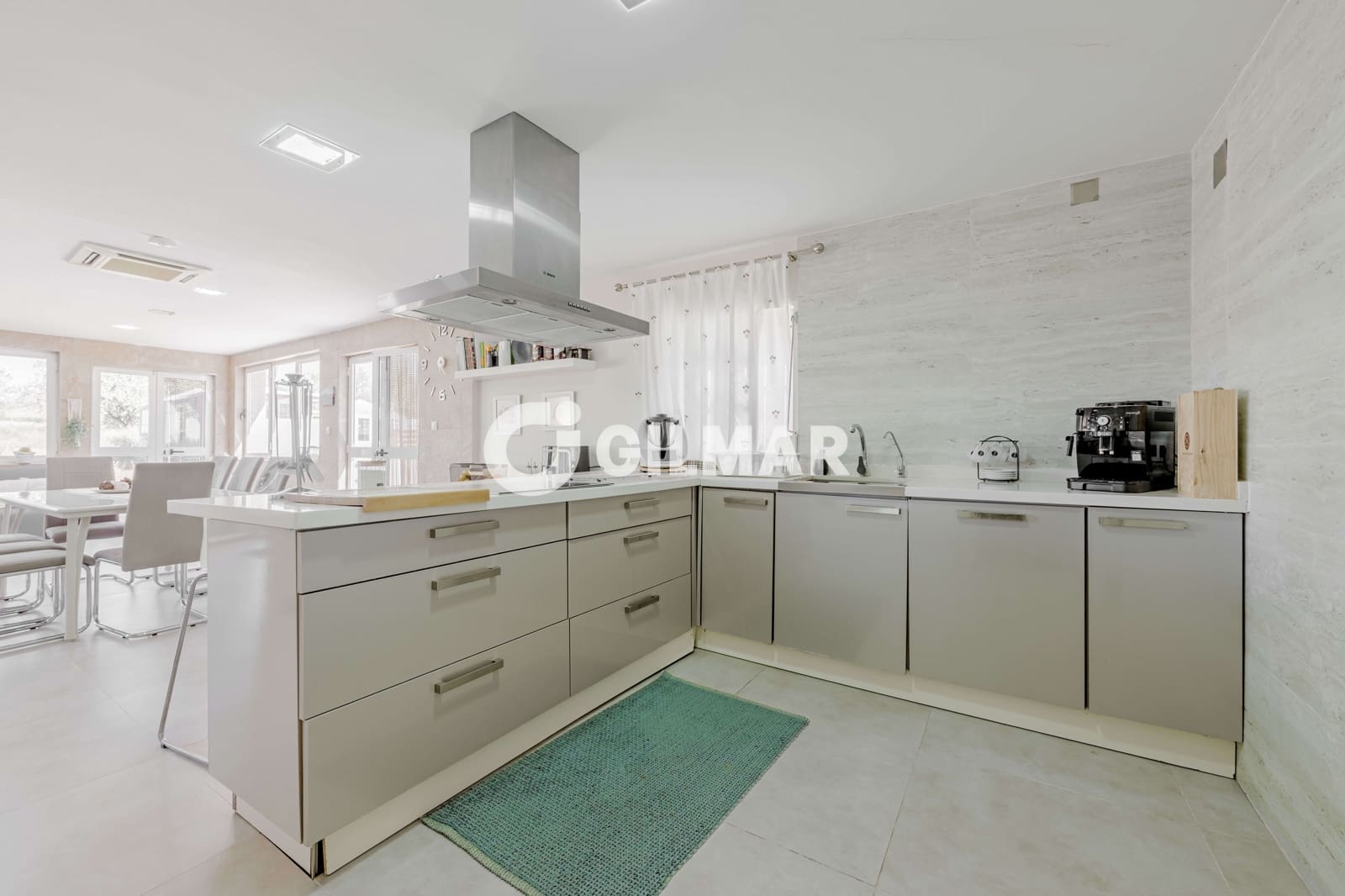 6 makuuhuone Huvila myytävänä paikassa Chiclana de la Frontera mukana uima-altaan - 525 000 € (Ref: 10101323)