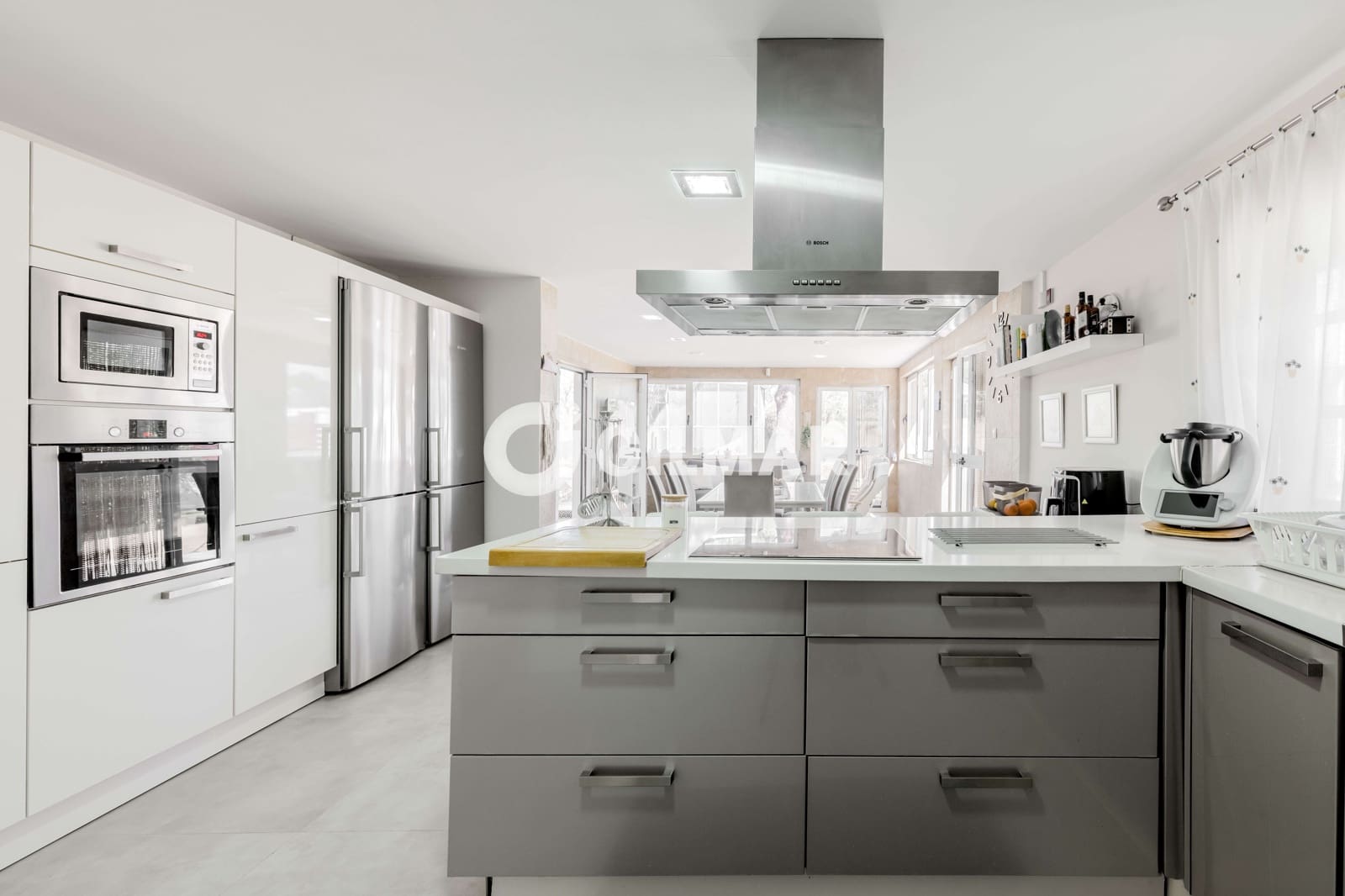 6 makuuhuone Huvila myytävänä paikassa Chiclana de la Frontera mukana uima-altaan - 525 000 € (Ref: 10101323)