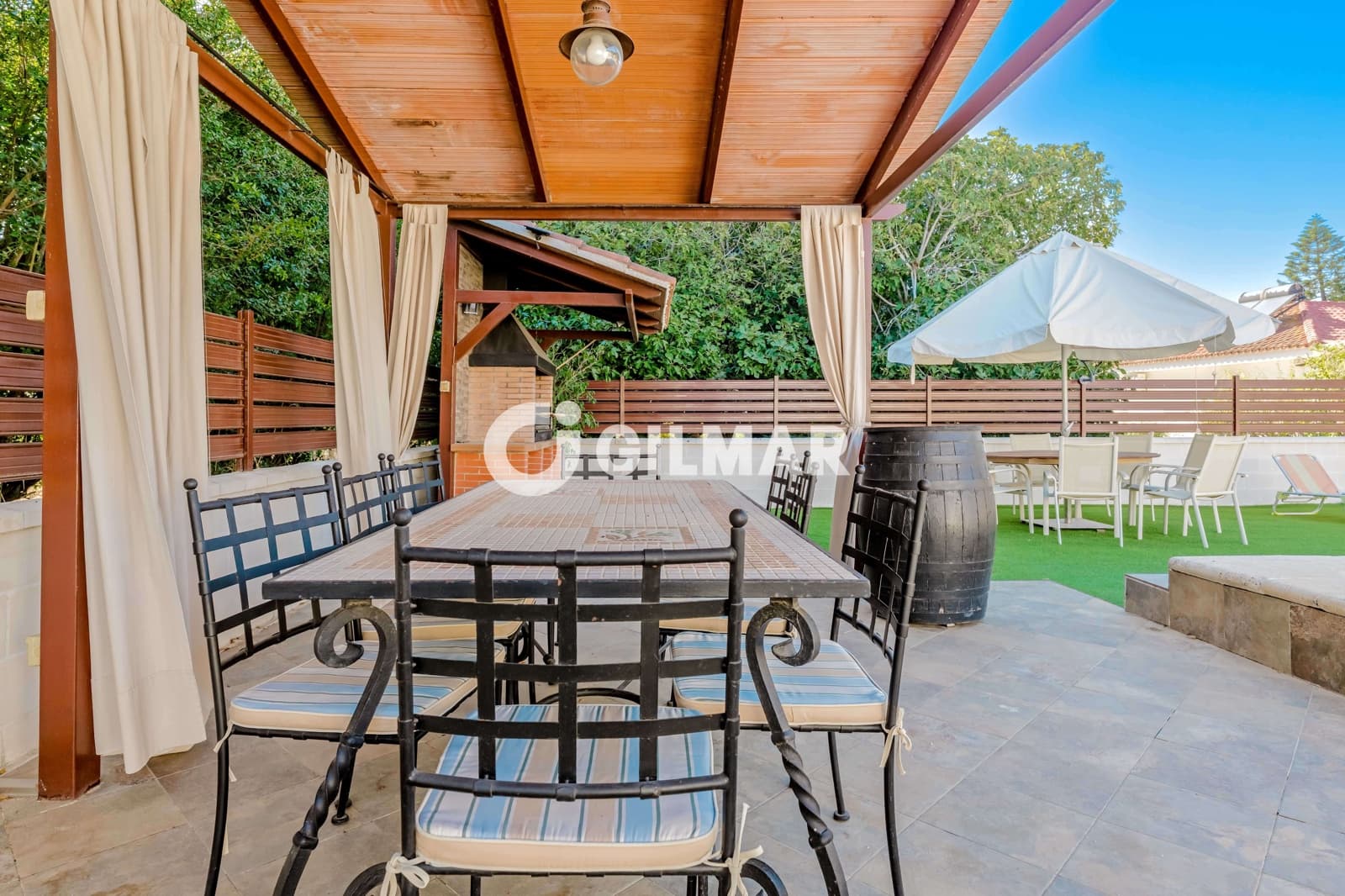 6 makuuhuone Huvila myytävänä paikassa Chiclana de la Frontera mukana uima-altaan - 525 000 € (Ref: 10101323)