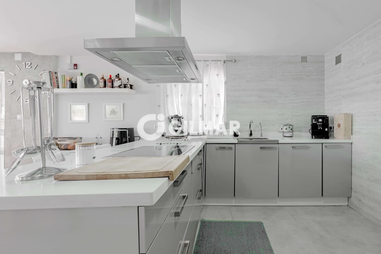 6 makuuhuone Huvila myytävänä paikassa Chiclana de la Frontera mukana uima-altaan - 525 000 € (Ref: 10101323)