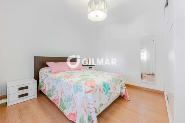 6 slaapkamer Villa te koop in Chiclana de la Frontera met zwembad - € 525.000 (Ref: 10101323)