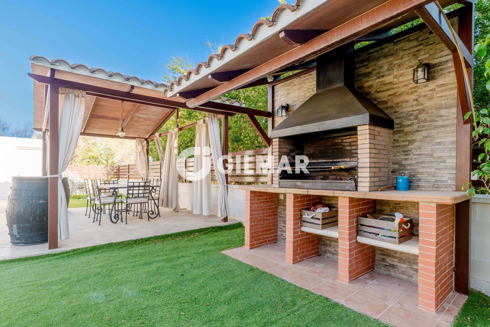 6 makuuhuone Huvila myytävänä paikassa Chiclana de la Frontera mukana uima-altaan - 525 000 € (Ref: 10101323)
