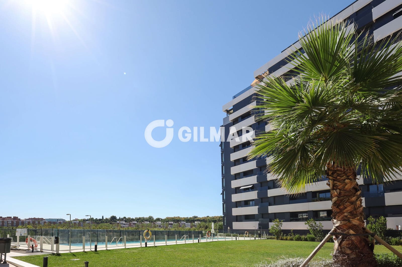 Piso de 1 habitación en Madrid ciudad en venta con piscina garaje - 599.000 € (Ref: 10101325)