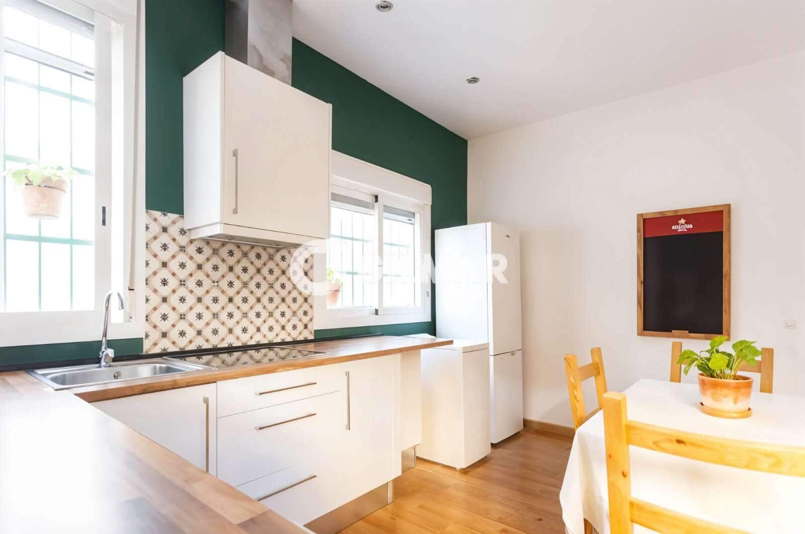 3 slaapkamer Flat te koop in Sevilla stad - € 329.000 (Ref: 10102874)