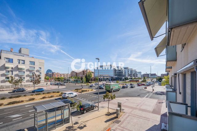 3 chambre Appartement à vendre à Valverde, Madrid ville avec piscine garage - 780 000 € (Ref: 10103562)