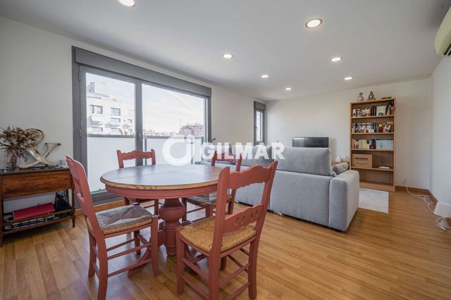 3 chambre Appartement à vendre à Valverde, Madrid ville avec piscine garage - 780 000 € (Ref: 10103562)