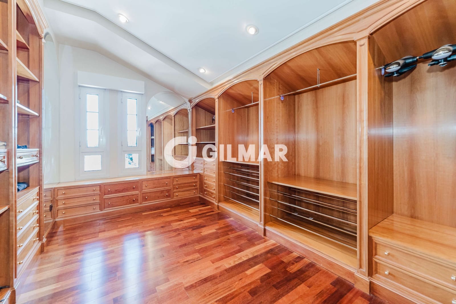 13 chambre Villa/Maison à vendre à Algete avec piscine garage - 4 500 000 € (Ref: 10106563)
