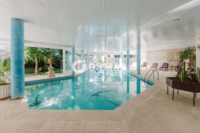 13 bedroom Villa for sale in Algete with pool garage - € 4,500,000 (Ref: 10106563)