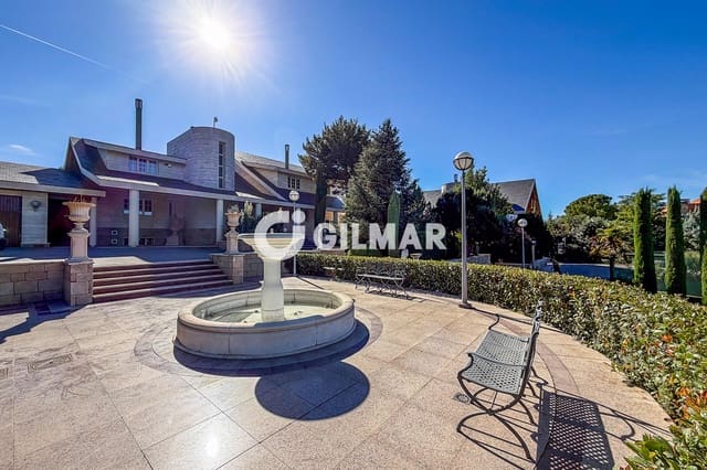 13 bedroom Villa for sale in Algete with pool garage - € 4,500,000 (Ref: 10106563)