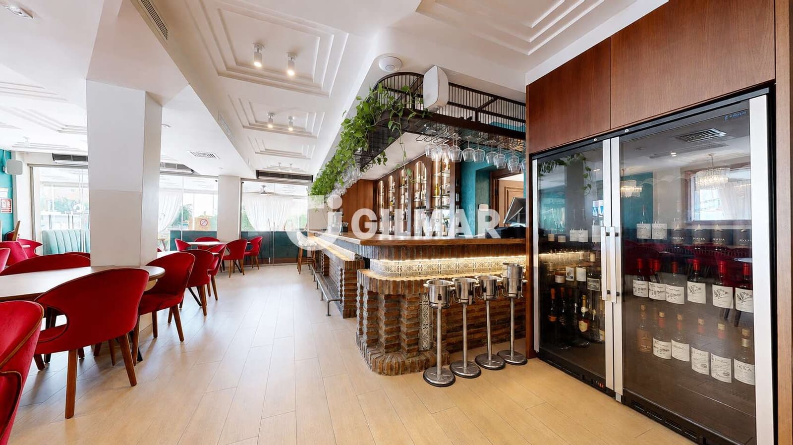 Commercial for sale in Torremolinos - € 930,000 (Ref: 10113341)