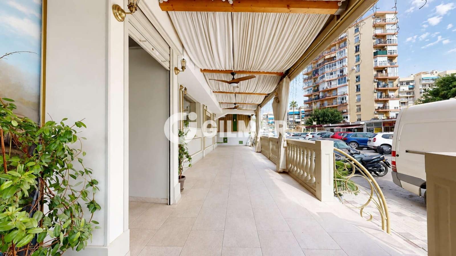 Commercial for sale in Torremolinos - € 930,000 (Ref: 10113341)