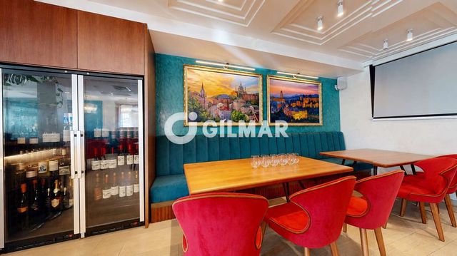 Comercial para venda em Torremolinos - 930 000 € (Ref: 10113341)