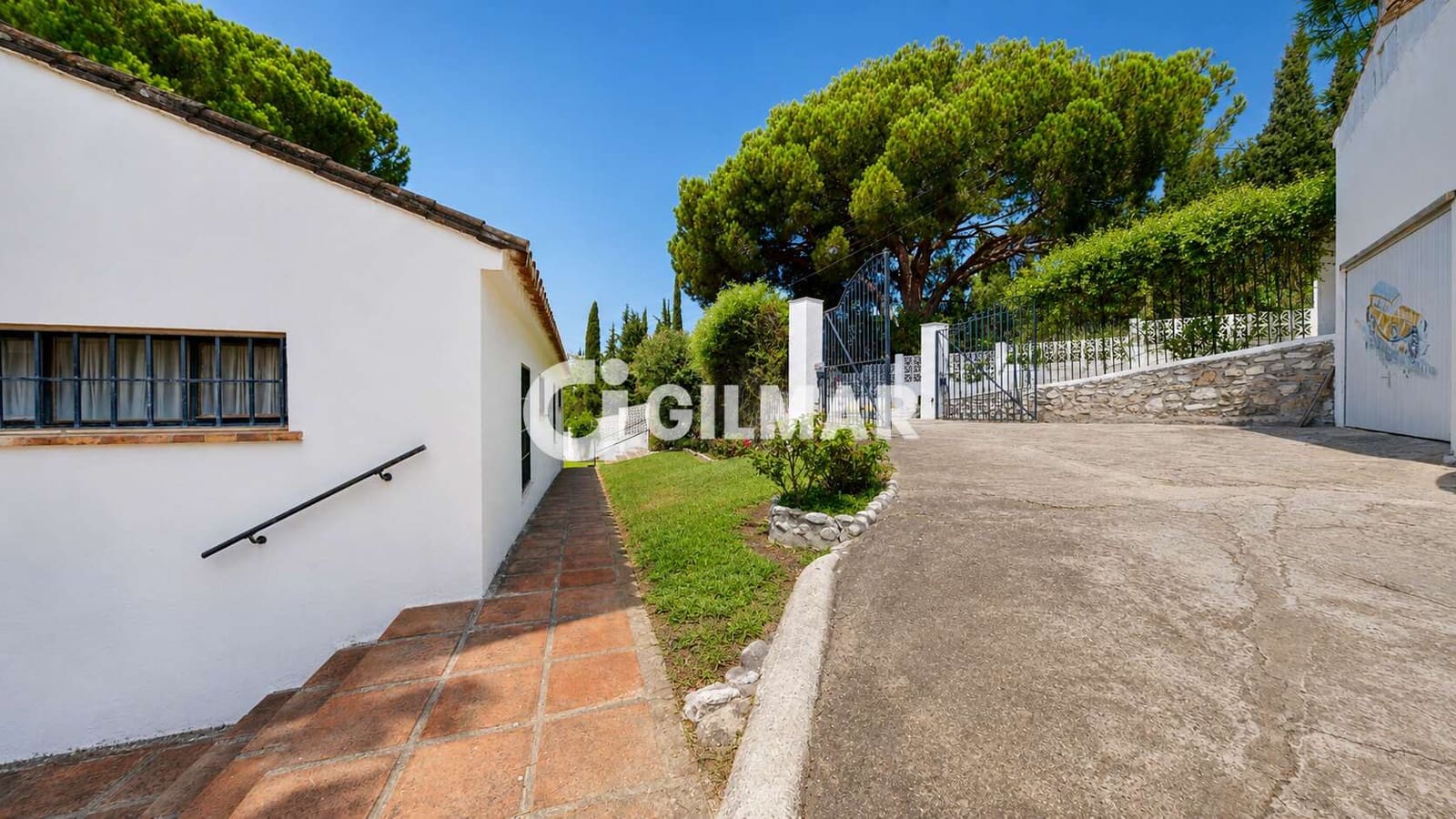 4 quarto Moradia para venda em Mijas com piscina garagem - 650 000 € (Ref: 10113342)