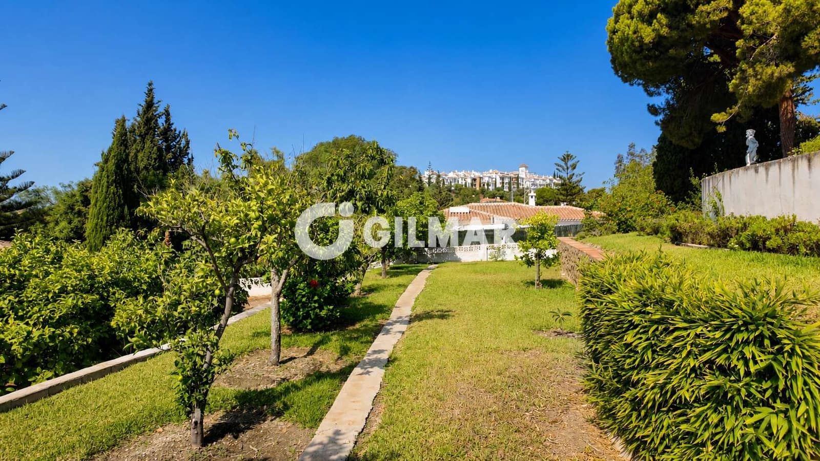 4 quarto Moradia para venda em Mijas com piscina garagem - 650 000 € (Ref: 10113342)