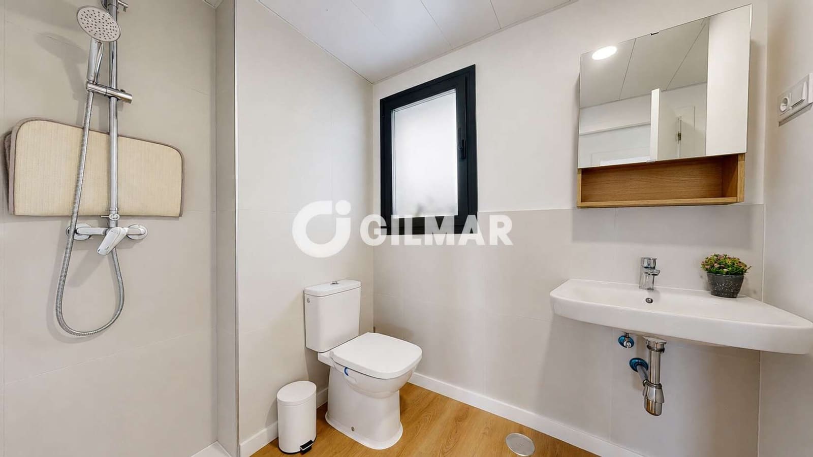 Piso de 3 habitaciones en Benalmádena en venta con piscina garaje - 650.000 € (Ref: 10113344)