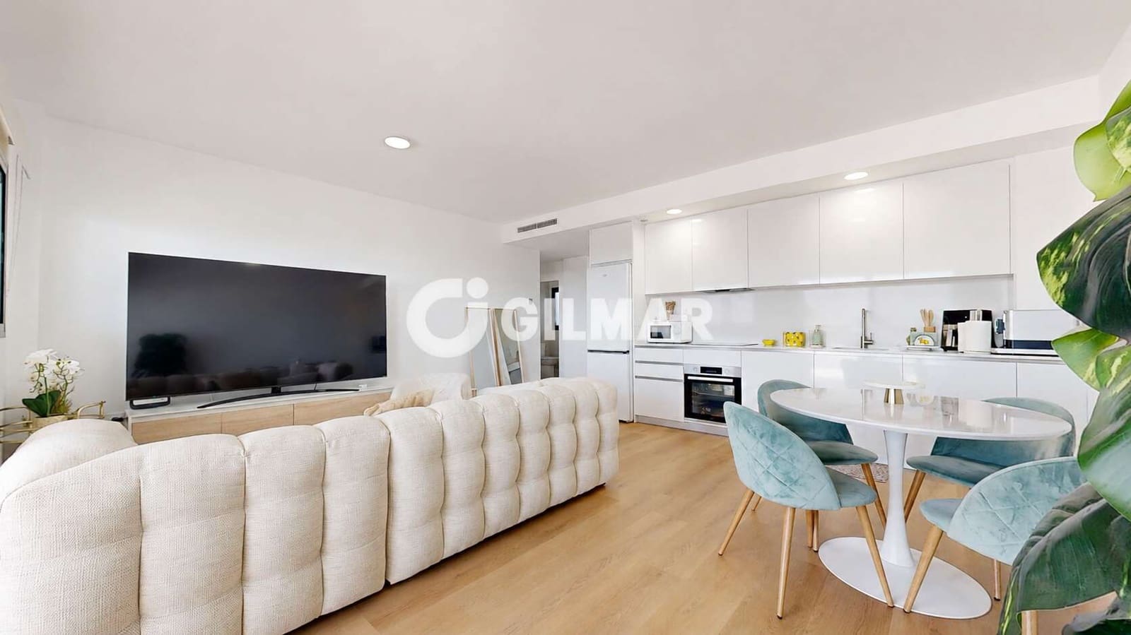 Piso de 3 habitaciones en Benalmádena en venta con piscina garaje - 650.000 € (Ref: 10113344)