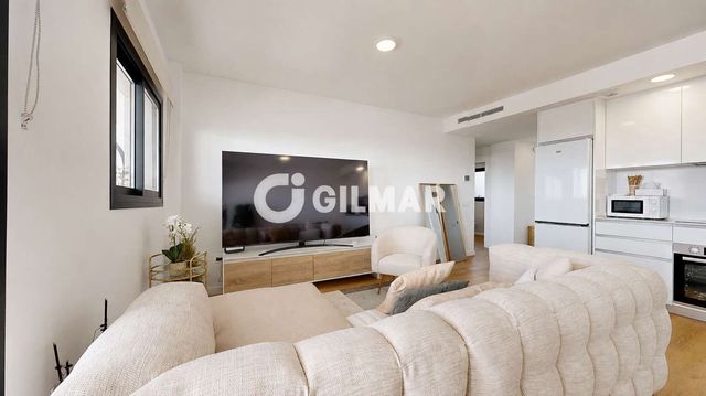 Piso de 3 habitaciones en Santangelo, Benalmádena en venta con piscina garaje - 650.000 € (Ref: 10113344)