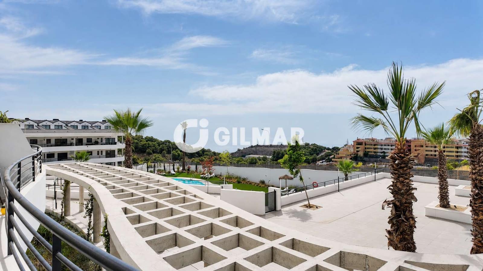 Piso de 3 habitaciones en Benalmádena en venta con piscina garaje - 650.000 € (Ref: 10113344)