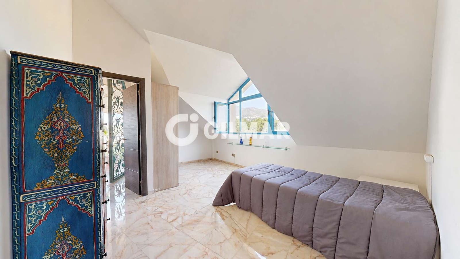 Ático de 5 habitaciones en Torrequebrada en venta con piscina garaje - 1.049.000 € (Ref: 10113345)
