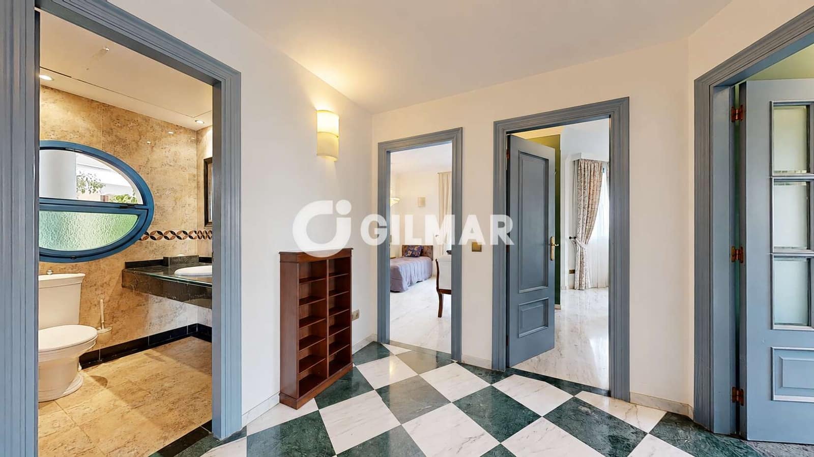 Ático de 5 habitaciones en Torrequebrada en venta con piscina garaje - 1.049.000 € (Ref: 10113345)