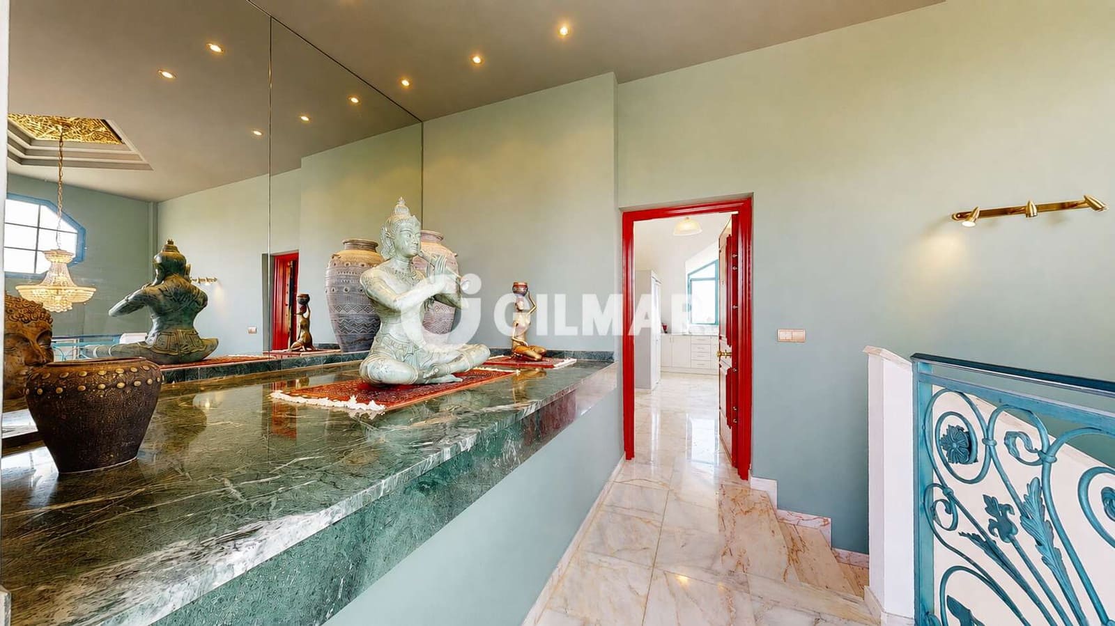 Ático de 5 habitaciones en Torrequebrada en venta con piscina garaje - 1.049.000 € (Ref: 10113345)