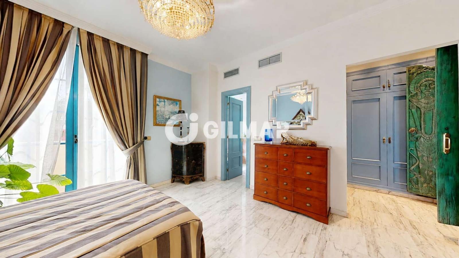 Ático de 5 habitaciones en Torrequebrada en venta con piscina garaje - 1.049.000 € (Ref: 10113345)