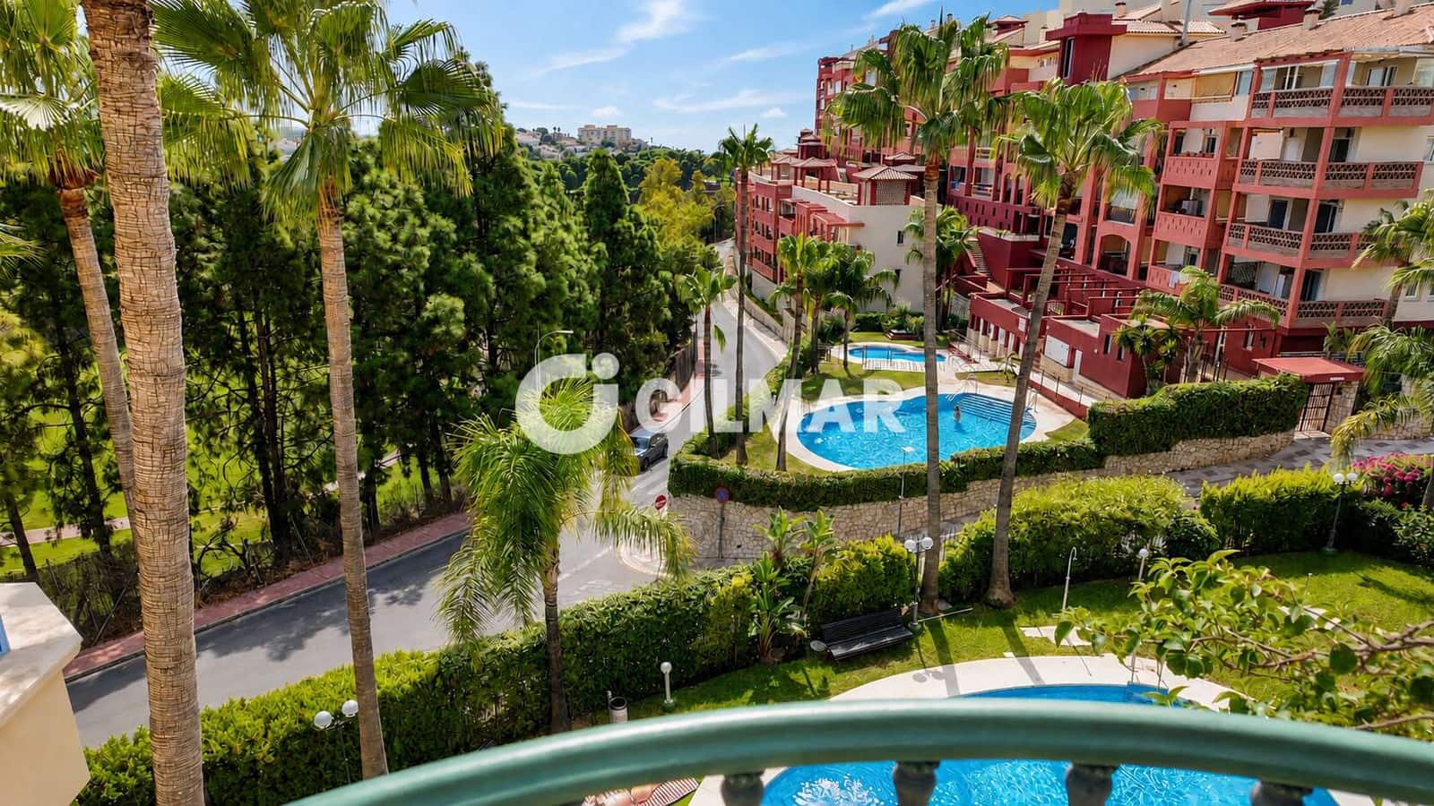 Ático de 5 habitaciones en Torrequebrada en venta con piscina garaje - 1.049.000 € (Ref: 10113345)