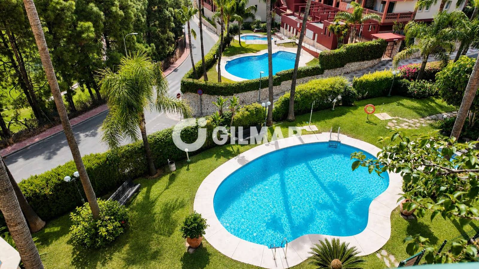 Ático de 5 habitaciones en Torrequebrada en venta con piscina garaje - 1.049.000 € (Ref: 10113345)