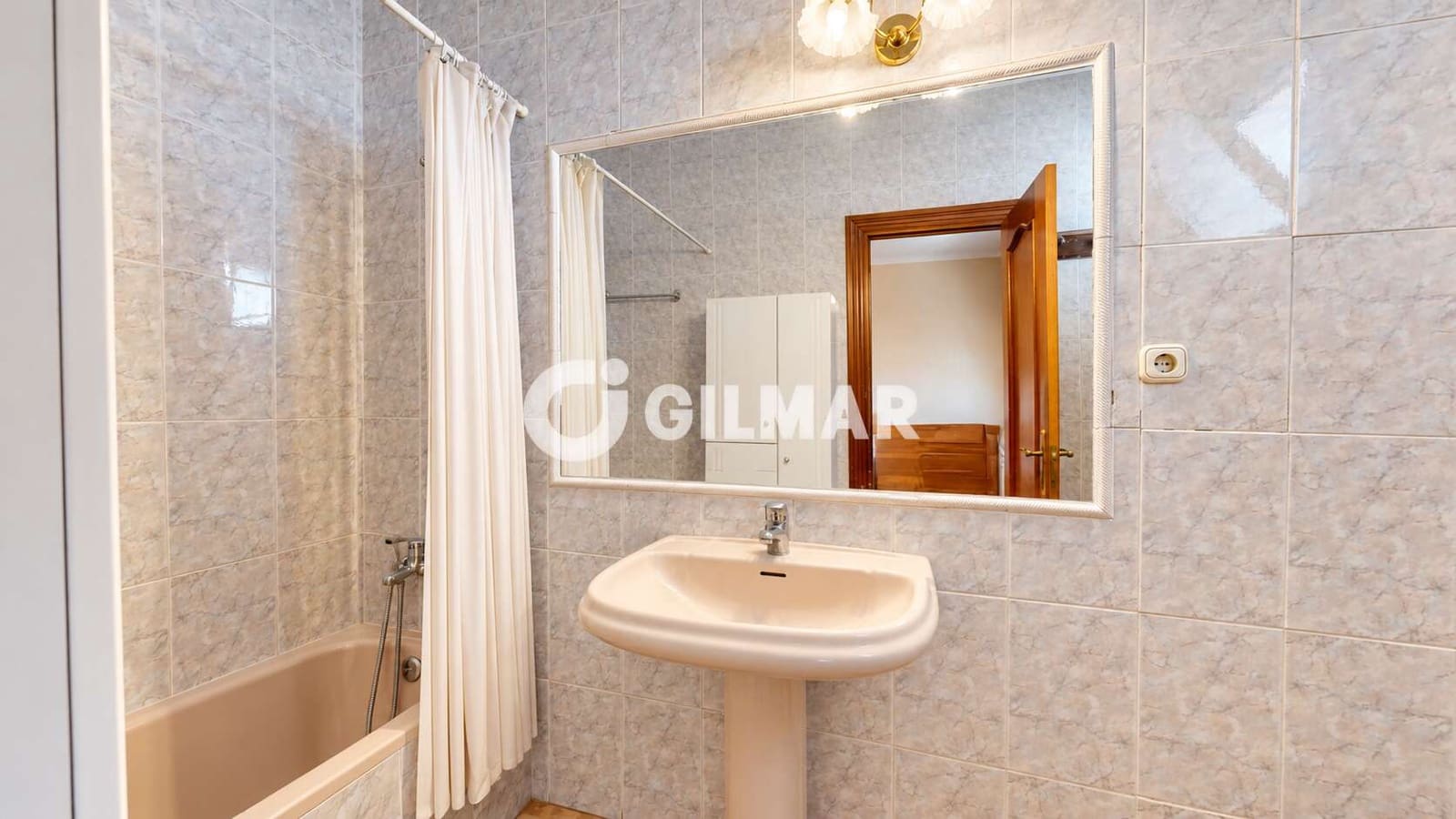 7 bedroom Villa for sale in Arroyo de la Miel - € 780,000 (Ref: 10113346)