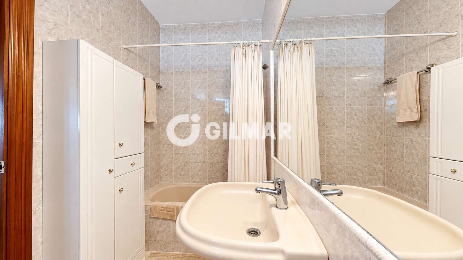 7 bedroom Villa for sale in Arroyo de la Miel - € 780,000 (Ref: 10113346)