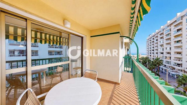 Piso de 3 habitaciones en Zona Puerto Deportivo, Fuengirola en venta con garaje - 385.000 € (Ref: 10113350)