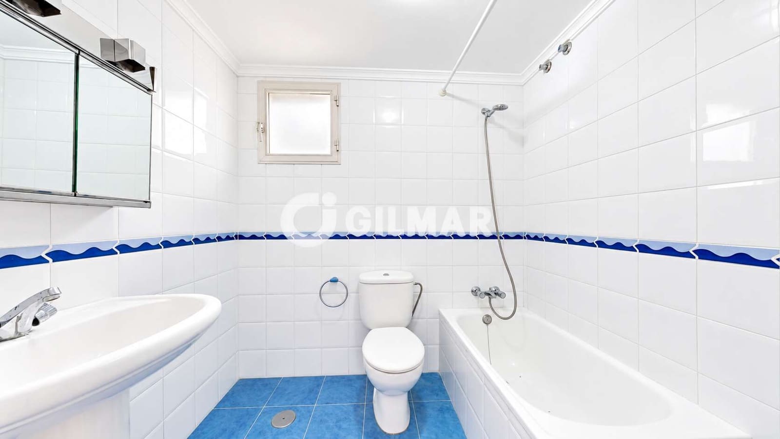 Piso de 3 habitaciones en Fuengirola en venta con garaje - 385.000 € (Ref: 10113350)